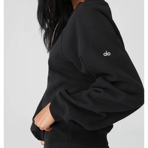 Black Alo crew neck sweatshirt